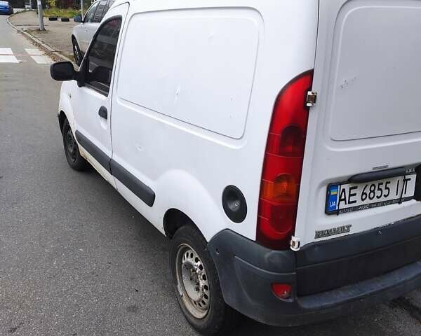 Білий Рено Кєнгу, об'ємом двигуна 1.4 л та пробігом 556 тис. км за 1900 $, фото 3 на Automoto.ua