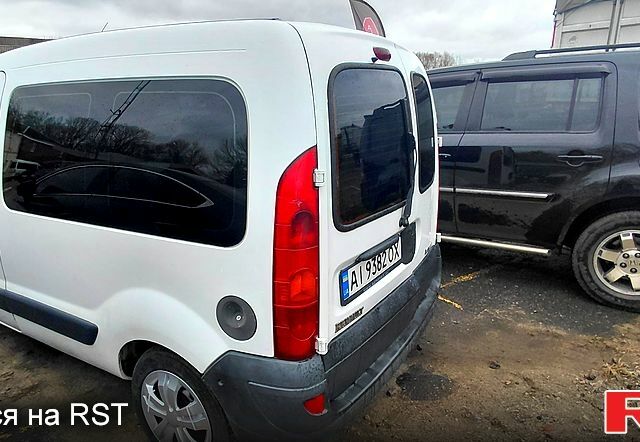 Білий Рено Кєнгу, об'ємом двигуна 1.5 л та пробігом 325 тис. км за 3600 $, фото 5 на Automoto.ua