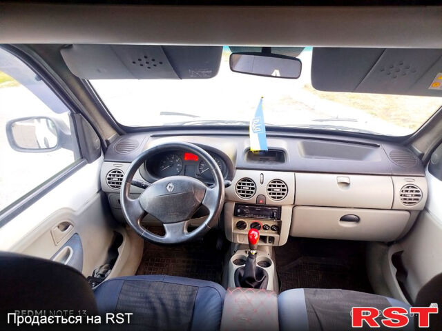Білий Рено Кєнгу, об'ємом двигуна 1.5 л та пробігом 288 тис. км за 4300 $, фото 6 на Automoto.ua