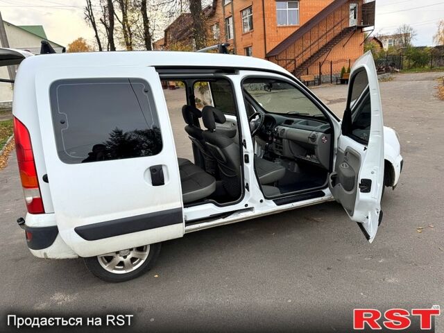 Білий Рено Кєнгу, об'ємом двигуна 1.5 л та пробігом 280 тис. км за 4000 $, фото 5 на Automoto.ua