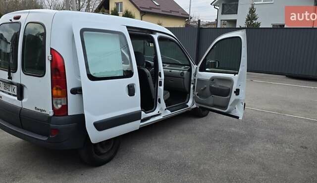 Белый Рено Кенгу, объемом двигателя 1.46 л и пробегом 265 тыс. км за 3800 $, фото 6 на Automoto.ua