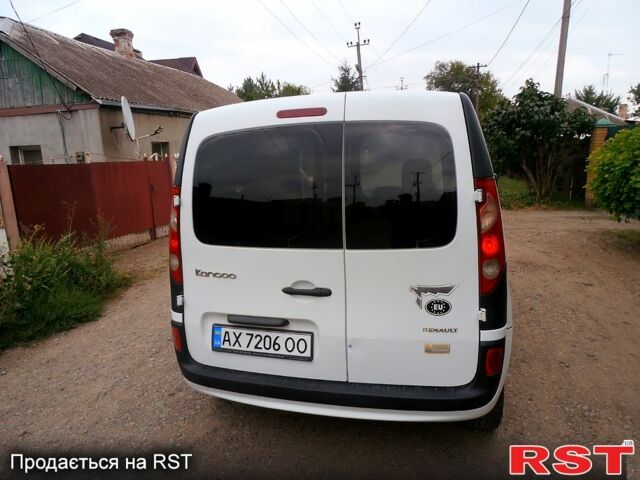 Белый Рено Кенгу, объемом двигателя 1.5 л и пробегом 0 тыс. км за 5500 $, фото 4 на Automoto.ua