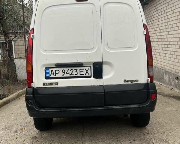 Белый Рено Кенгу, объемом двигателя 1.9 л и пробегом 324 тыс. км за 3600 $, фото 3 на Automoto.ua