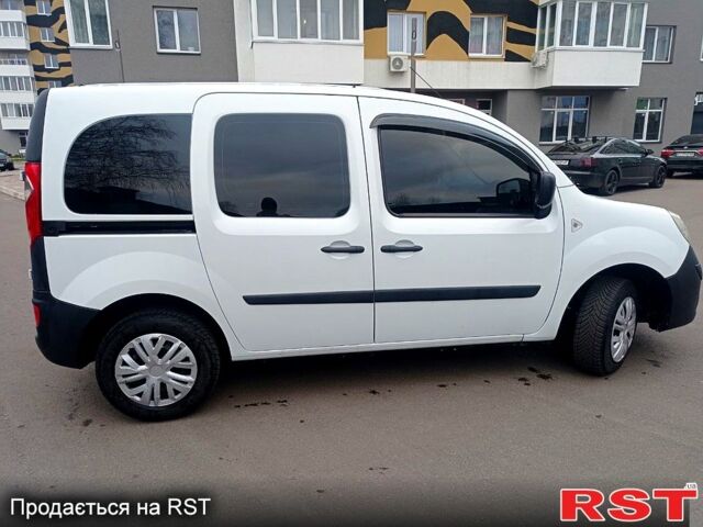 Белый Рено Кенгу, объемом двигателя 1.5 л и пробегом 27300 тыс. км за 6500 $, фото 4 на Automoto.ua