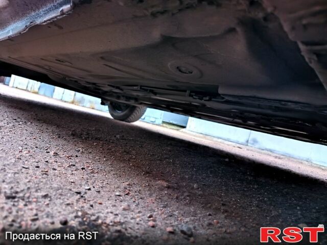 Рено Кенгу 2008 в Одессе на Automoto.ua Белый Рено Кенгу, объемом двигателя 1.5 л и пробегом 365 тыс. км за 5400 $, фото 5 на Automoto.ua