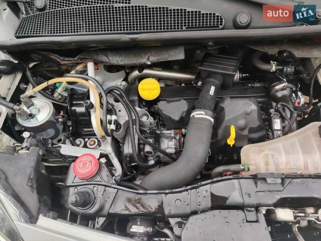 Білий Рено Кєнгу, об'ємом двигуна 1.46 л та пробігом 298 тис. км за 4900 $, фото 16 на Automoto.ua