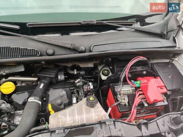 Білий Рено Кєнгу, об'ємом двигуна 1.46 л та пробігом 298 тис. км за 4900 $, фото 15 на Automoto.ua