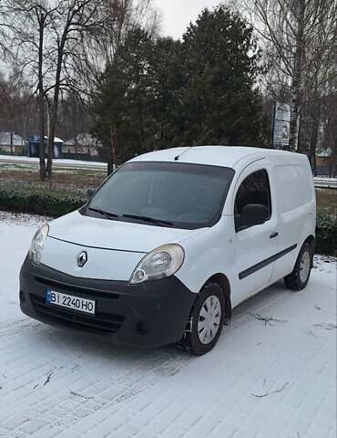 Белый Рено Кенгу, объемом двигателя 1.46 л и пробегом 401 тыс. км за 4500 $, фото 1 на Automoto.ua
