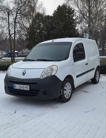 Белый Рено Кенгу, объемом двигателя 1.46 л и пробегом 401 тыс. км за 4500 $, фото 2 на Automoto.ua