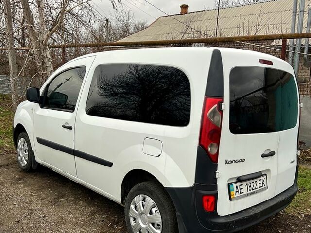 Белый Рено Кенгу, объемом двигателя 1.5 л и пробегом 268 тыс. км за 4999 $, фото 2 на Automoto.ua