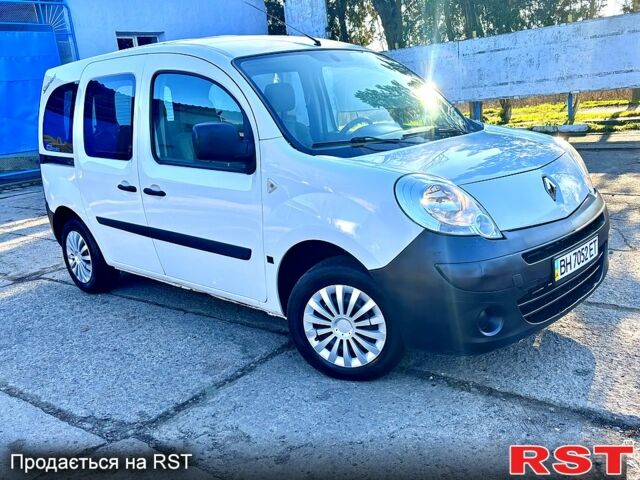 Белый Рено Кенгу, объемом двигателя 1.5 л и пробегом 368 тыс. км за 5500 $, фото 10 на Automoto.ua