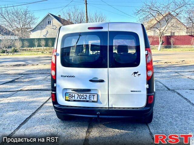 Белый Рено Кенгу, объемом двигателя 1.5 л и пробегом 368 тыс. км за 5500 $, фото 1 на Automoto.ua