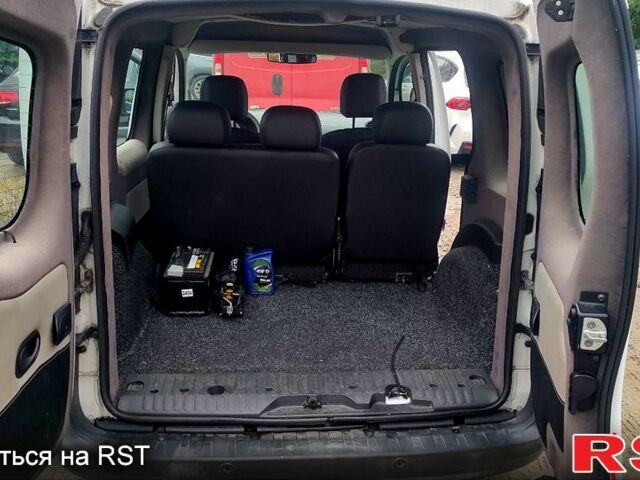 Білий Рено Кєнгу, об'ємом двигуна 1.5 л та пробігом 224 тис. км за 5700 $, фото 4 на Automoto.ua