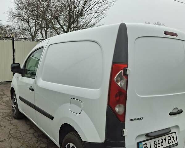 Белый Рено Кенгу, объемом двигателя 1.46 л и пробегом 334 тыс. км за 5900 $, фото 5 на Automoto.ua