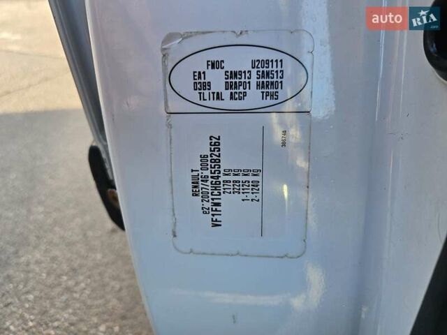 Білий Рено Кєнгу, об'ємом двигуна 1.5 л та пробігом 607 тис. км за 5500 $, фото 6 на Automoto.ua