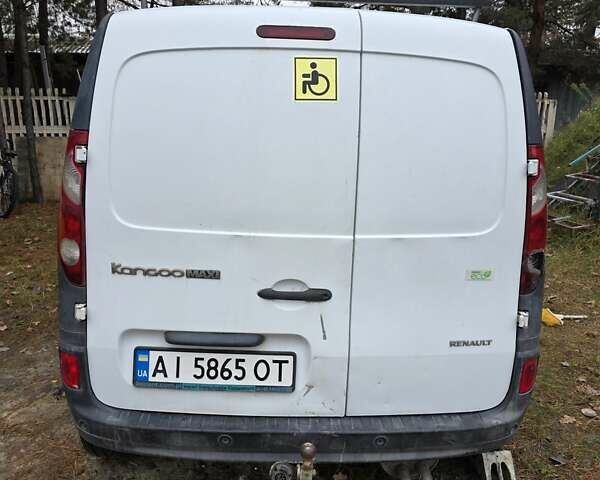Белый Рено Кенгу, объемом двигателя 1.46 л и пробегом 280 тыс. км за 3100 $, фото 8 на Automoto.ua