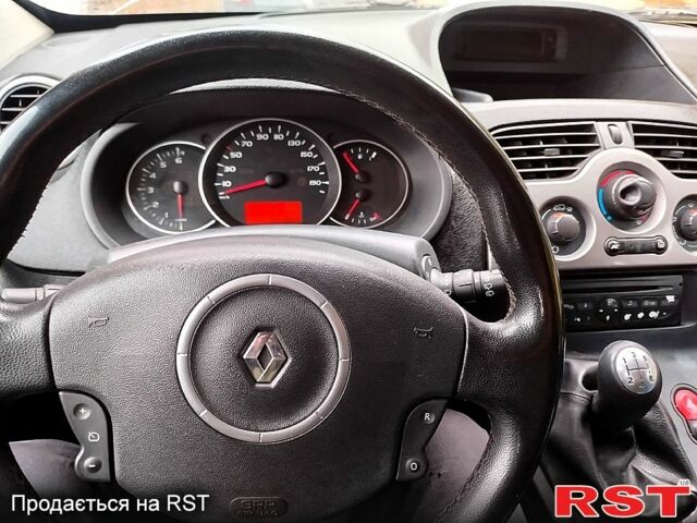 Білий Рено Кєнгу, об'ємом двигуна 1.5 л та пробігом 226 тис. км за 6200 $, фото 1 на Automoto.ua