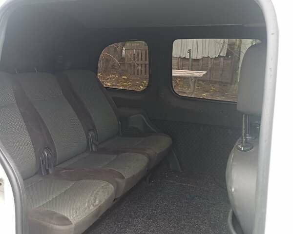 Білий Рено Кєнгу, об'ємом двигуна 1.5 л та пробігом 310 тис. км за 6300 $, фото 6 на Automoto.ua