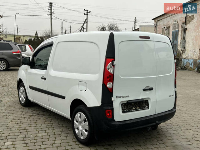Белый Рено Кенгу, объемом двигателя 1.5 л и пробегом 262 тыс. км за 5750 $, фото 82 на Automoto.ua