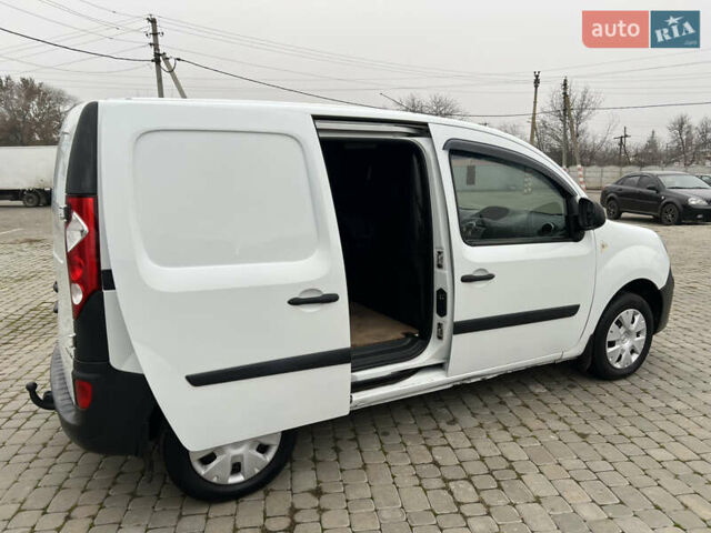 Белый Рено Кенгу, объемом двигателя 1.5 л и пробегом 262 тыс. км за 5750 $, фото 56 на Automoto.ua