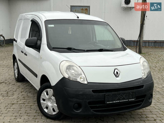 Белый Рено Кенгу, объемом двигателя 1.5 л и пробегом 262 тыс. км за 5750 $, фото 4 на Automoto.ua