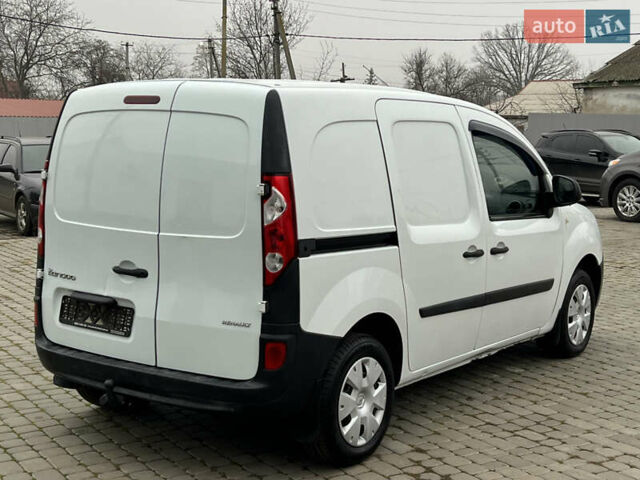 Белый Рено Кенгу, объемом двигателя 1.5 л и пробегом 262 тыс. км за 5750 $, фото 9 на Automoto.ua