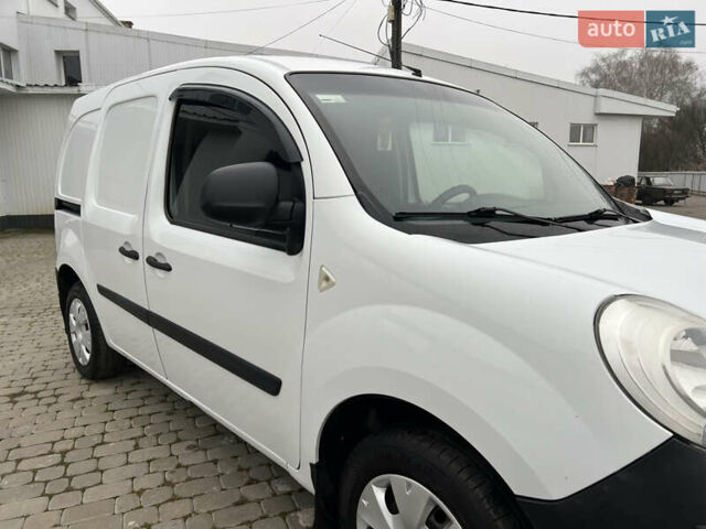 Белый Рено Кенгу, объемом двигателя 1.5 л и пробегом 262 тыс. км за 5750 $, фото 26 на Automoto.ua