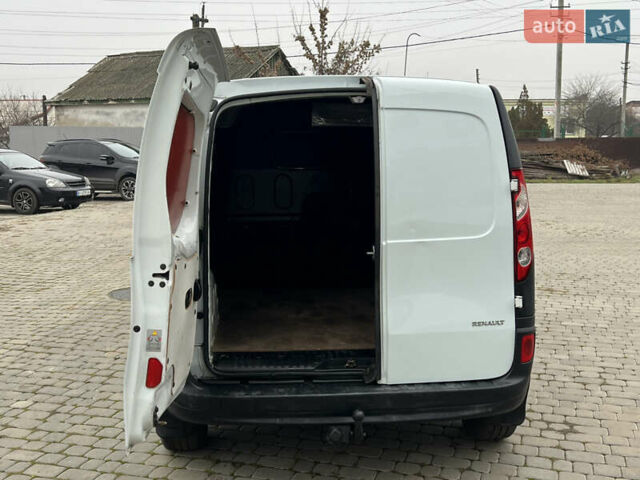 Белый Рено Кенгу, объемом двигателя 1.5 л и пробегом 262 тыс. км за 5750 $, фото 60 на Automoto.ua