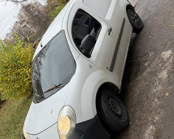 Белый Рено Кенгу, объемом двигателя 0 л и пробегом 128 тыс. км за 3000 $, фото 1 на Automoto.ua