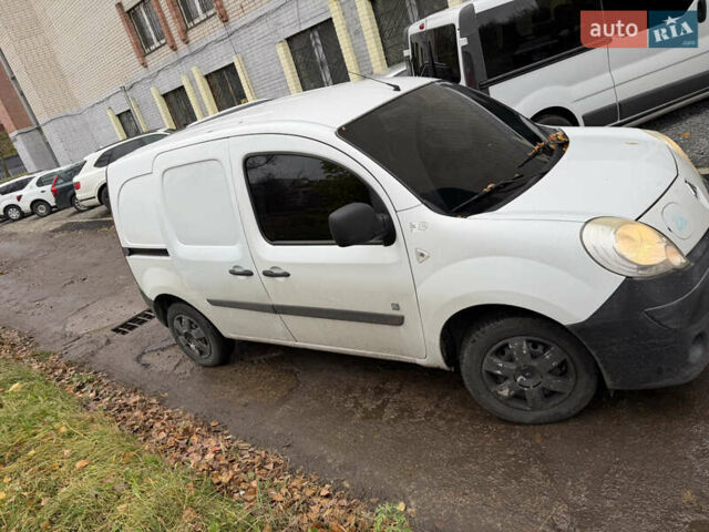 Белый Рено Кенгу, объемом двигателя 0 л и пробегом 128 тыс. км за 3000 $, фото 2 на Automoto.ua