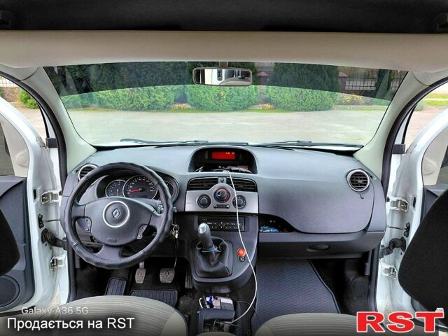 Білий Рено Кєнгу, об'ємом двигуна 1.5 л та пробігом 253 тис. км за 8500 $, фото 6 на Automoto.ua