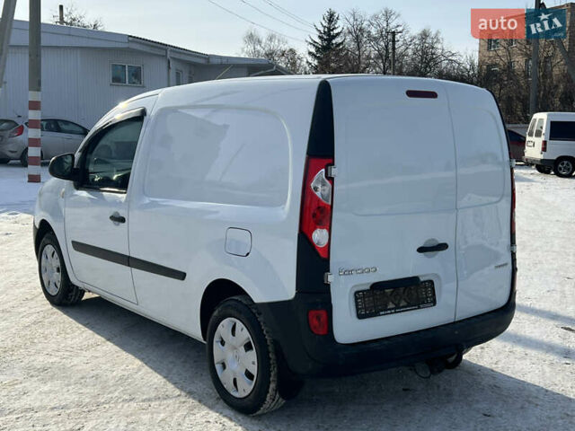 Белый Рено Кенгу, объемом двигателя 1.5 л и пробегом 262 тыс. км за 5300 $, фото 3 на Automoto.ua