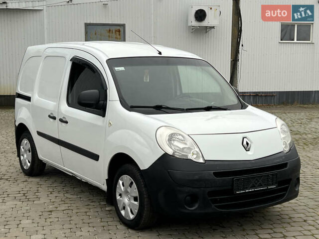 Белый Рено Кенгу, объемом двигателя 1.5 л и пробегом 262 тыс. км за 5750 $, фото 11 на Automoto.ua
