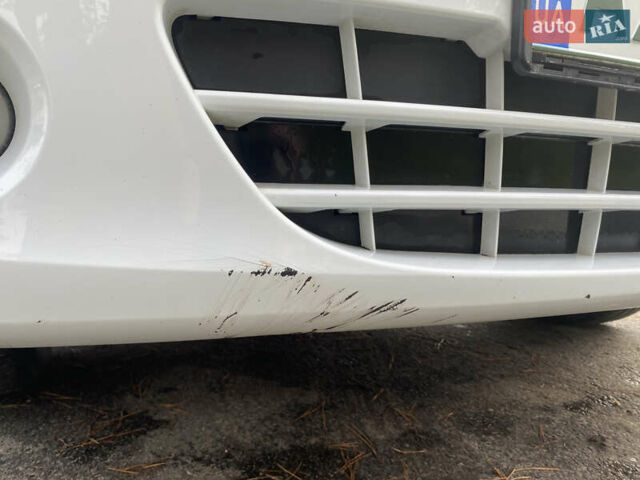 Белый Рено Кенгу, объемом двигателя 0 л и пробегом 80 тыс. км за 9000 $, фото 11 на Automoto.ua