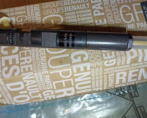 Белый Рено Кенгу, объемом двигателя 1.46 л и пробегом 120 тыс. км за 8000 $, фото 16 на Automoto.ua