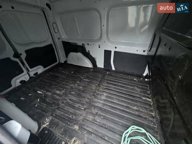 Белый Рено Кенгу, объемом двигателя 0 л и пробегом 59 тыс. км за 4999 $, фото 17 на Automoto.ua