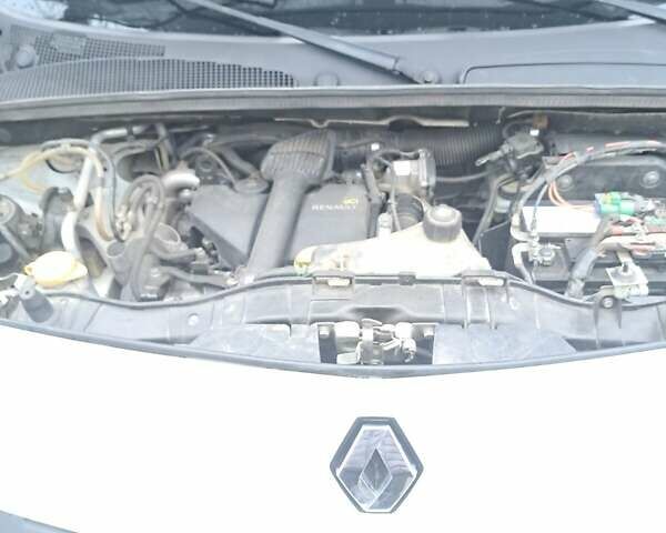 Белый Рено Кенгу, объемом двигателя 1.46 л и пробегом 145 тыс. км за 7800 $, фото 10 на Automoto.ua