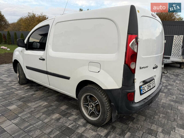 Рено Кенгу 2012 в Львове на Automoto.ua Белый Рено Кенгу, объемом двигателя 1.46 л и пробегом 233 тыс. км за 3850 $, фото 13 на Automoto.ua