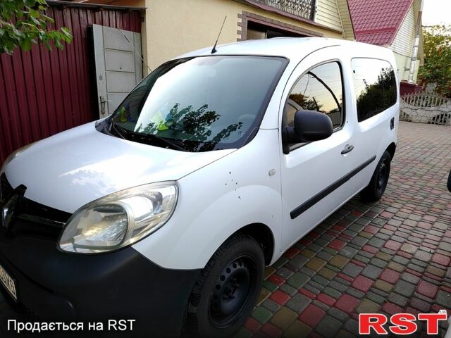 Белый Рено Кенгу, объемом двигателя 1.4 л и пробегом 189 тыс. км за 7600 $, фото 3 на Automoto.ua