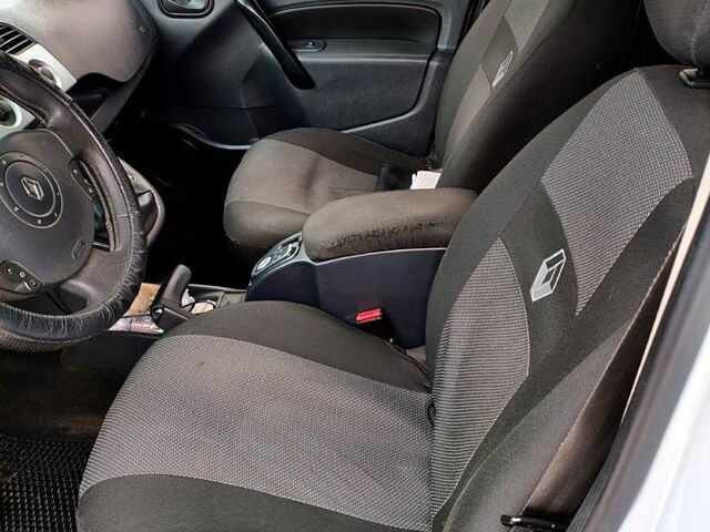 Белый Рено Кенгу, объемом двигателя 1.5 л и пробегом 253 тыс. км за 8300 $, фото 9 на Automoto.ua