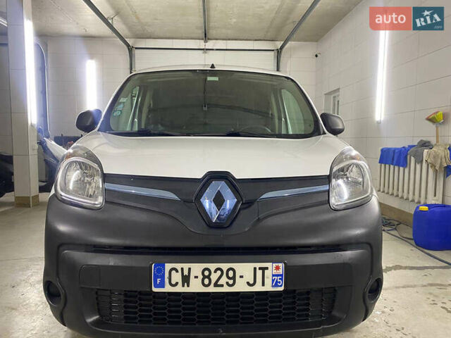 Білий Рено Кєнгу, об'ємом двигуна 0 л та пробігом 39 тис. км за 6100 $, фото 7 на Automoto.ua