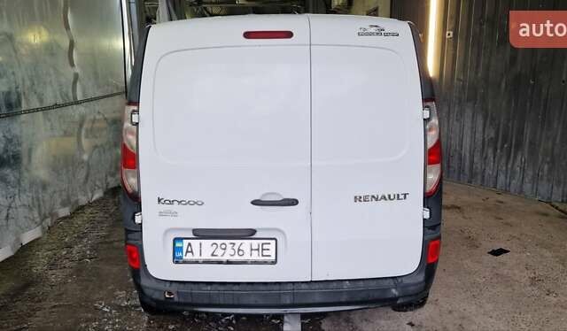 Белый Рено Кенгу, объемом двигателя 1.5 л и пробегом 340 тыс. км за 4050 $, фото 4 на Automoto.ua