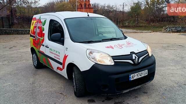 Белый Рено Кенгу, объемом двигателя 1.5 л и пробегом 303 тыс. км за 6000 $, фото 32 на Automoto.ua