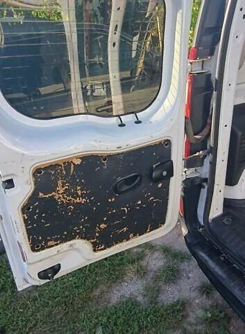 Білий Рено Кєнгу, об'ємом двигуна 1.5 л та пробігом 257 тис. км за 5700 $, фото 10 на Automoto.ua