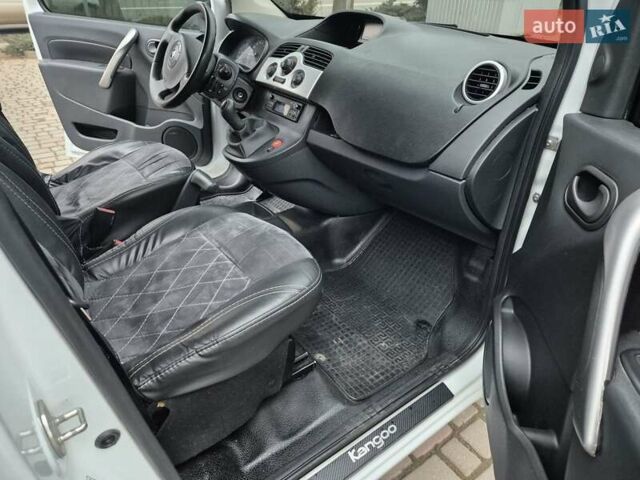 Білий Рено Кєнгу, об'ємом двигуна 1.5 л та пробігом 265 тис. км за 5999 $, фото 23 на Automoto.ua