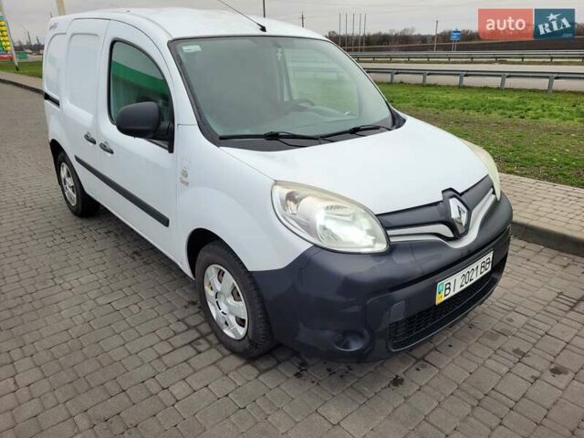 Белый Рено Кенгу, объемом двигателя 1.5 л и пробегом 325 тыс. км за 7500 $, фото 8 на Automoto.ua