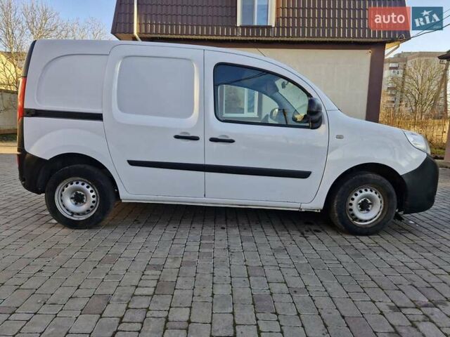 Белый Рено Кенгу, объемом двигателя 1.5 л и пробегом 325 тыс. км за 6200 $, фото 1 на Automoto.ua