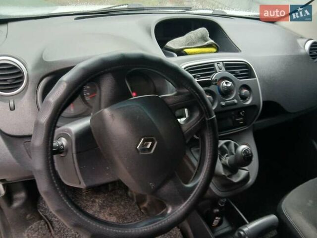 Белый Рено Кенгу, объемом двигателя 1.46 л и пробегом 200 тыс. км за 6800 $, фото 8 на Automoto.ua