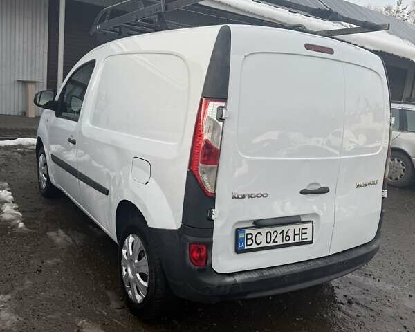 Белый Рено Кенгу, объемом двигателя 1.49 л и пробегом 185 тыс. км за 6000 $, фото 3 на Automoto.ua