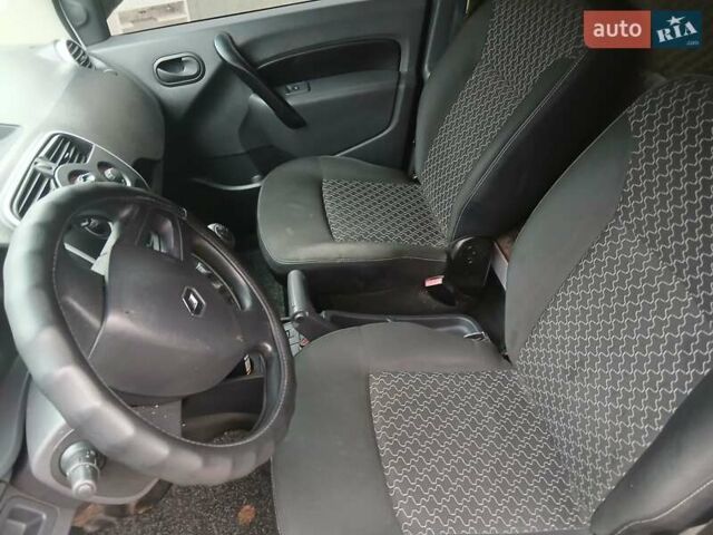 Белый Рено Кенгу, объемом двигателя 1.46 л и пробегом 200 тыс. км за 6800 $, фото 12 на Automoto.ua